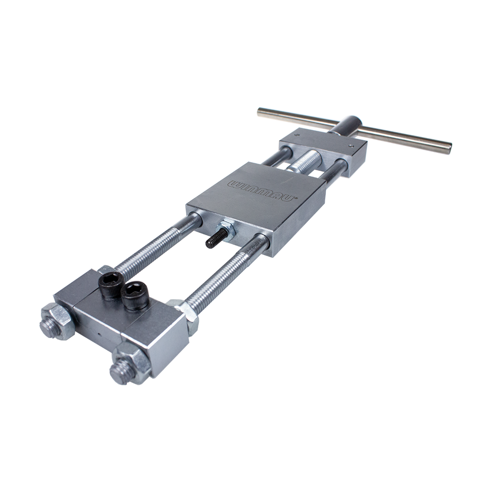 8425-Winmau-Craftsman-Re-pointing-System-2 Das Bild zeigt das Produkt "Winmau Craftsman Re-Pointing System Spitzenwechsler". Es handelt sich um ein Werkzeug zum Wechseln der Spitzen bei Darts.
