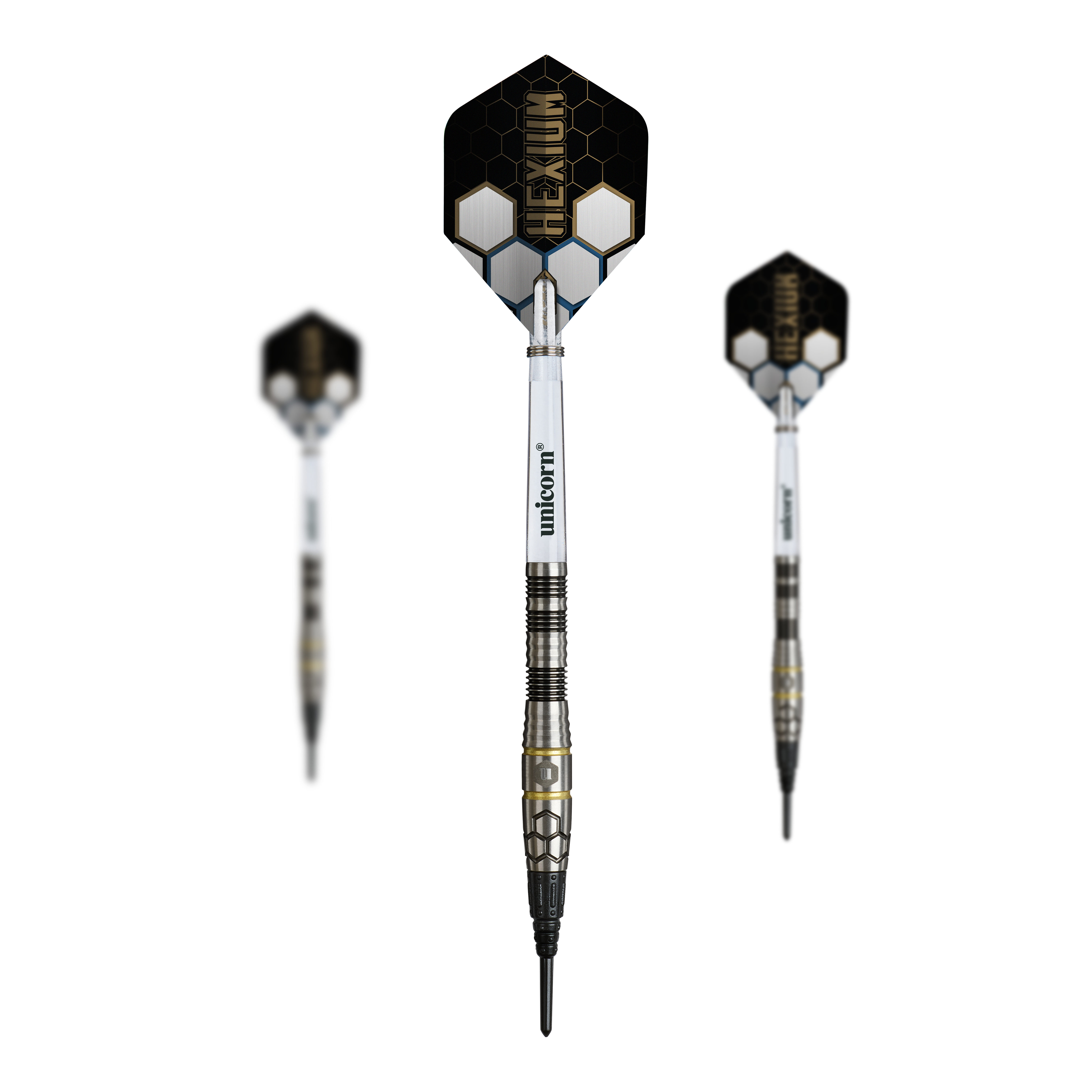 Unicorn Hexium Style 01 Black & Gold Soft Darts - 22g Dieses Set zeigt die Unicorn Hexium Style 01 Black & Gold Softdarts - 22g als Set. Perfekt für Spieler, die ein passendes, abgestimmtes Dart-Set suchen.