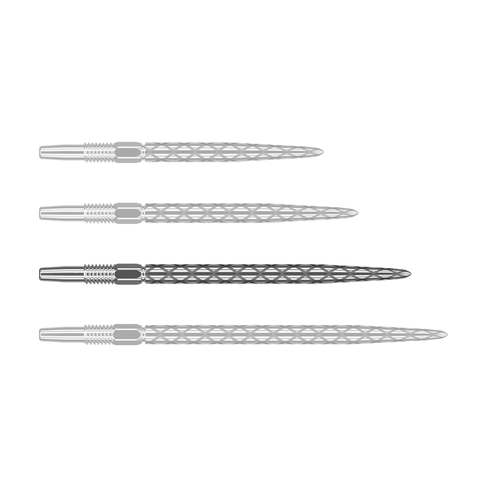 Das Bild zeigt vier silberne Dartspitzen, die nebeneinander liegen. Jede Spitze hat eine rautenförmige Struktur und ist aus Metall gefertigt.
