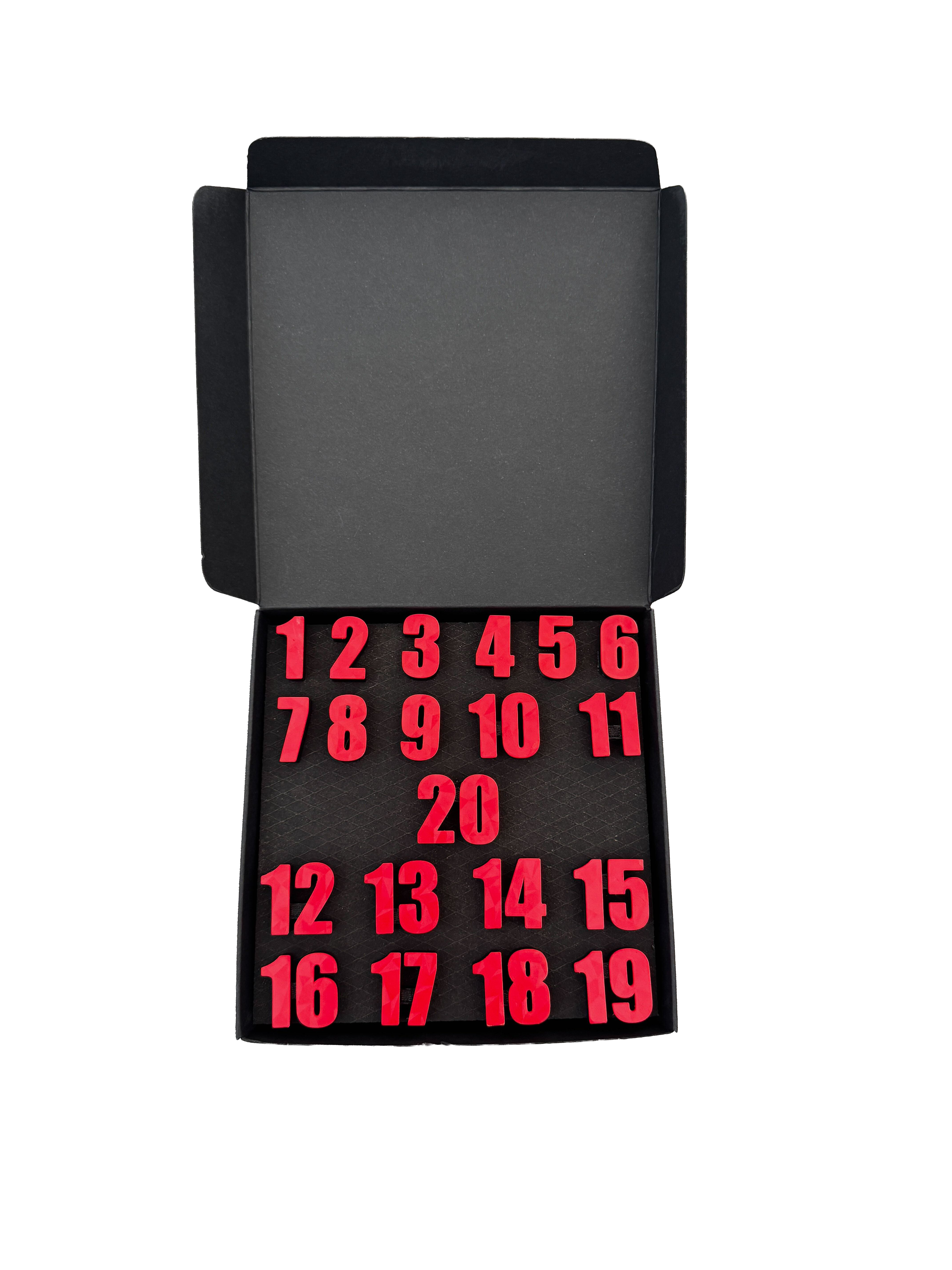 McDart Dartboard Number Rings / Number Ring Classic Bild zeigt eine Classic-Box in Rot. Die Verpackung ist im klassischen Design gehalten.