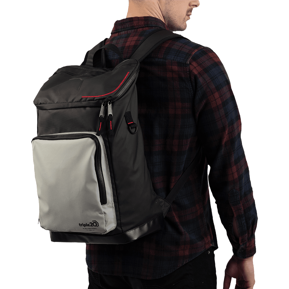 Triple20 dart backpack