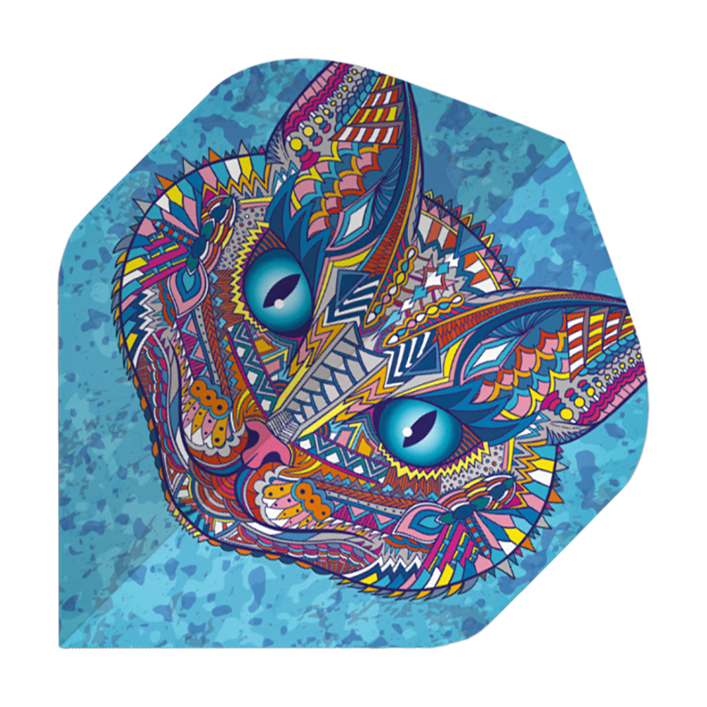 P76_Pentathlon_Metro_Ornate_Cat_Standard_Flights_1 Das Bild zeigt ein Dart-Flight mit einem bunten, verzierten Katzenkopf auf blauem Hintergrund. Das Design ist sehr detailreich und verwendet viele verschiedene Farben und Muster.