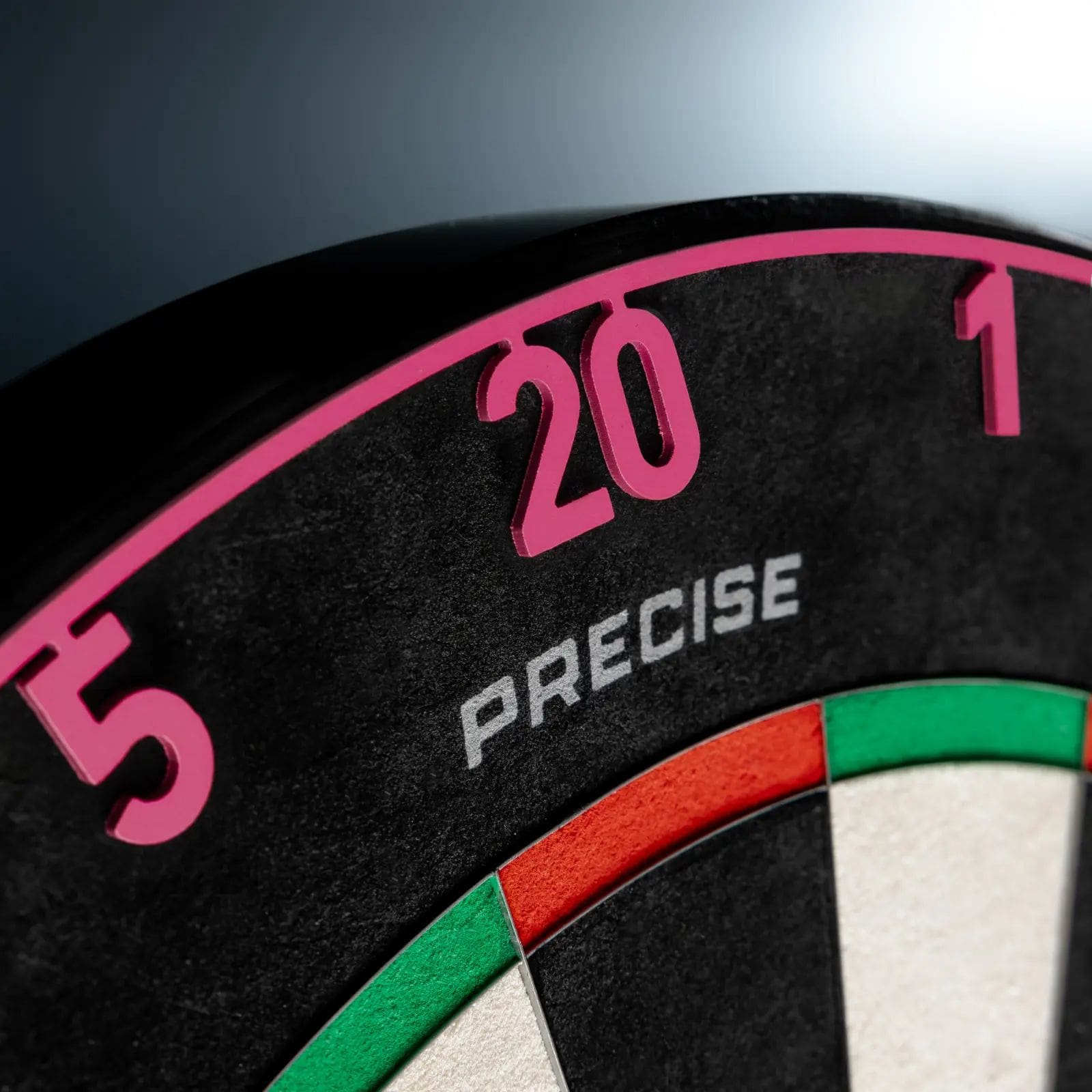 Precise 180 OnePiece Lasercut Number Ring Abgebildet ist das Produkt mit dem Dateinamen ONE1013_Precise180_OnePiece_Lasercut_Zahlenring_CyberPink_2. Es wird ein weiteres Bild dieses Produkts gezeigt.