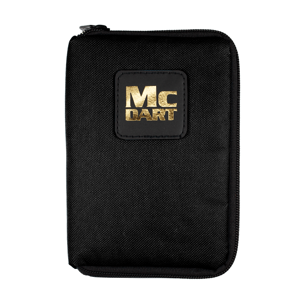 McDart Tasche mit 6 Steeldarts und Zubehör