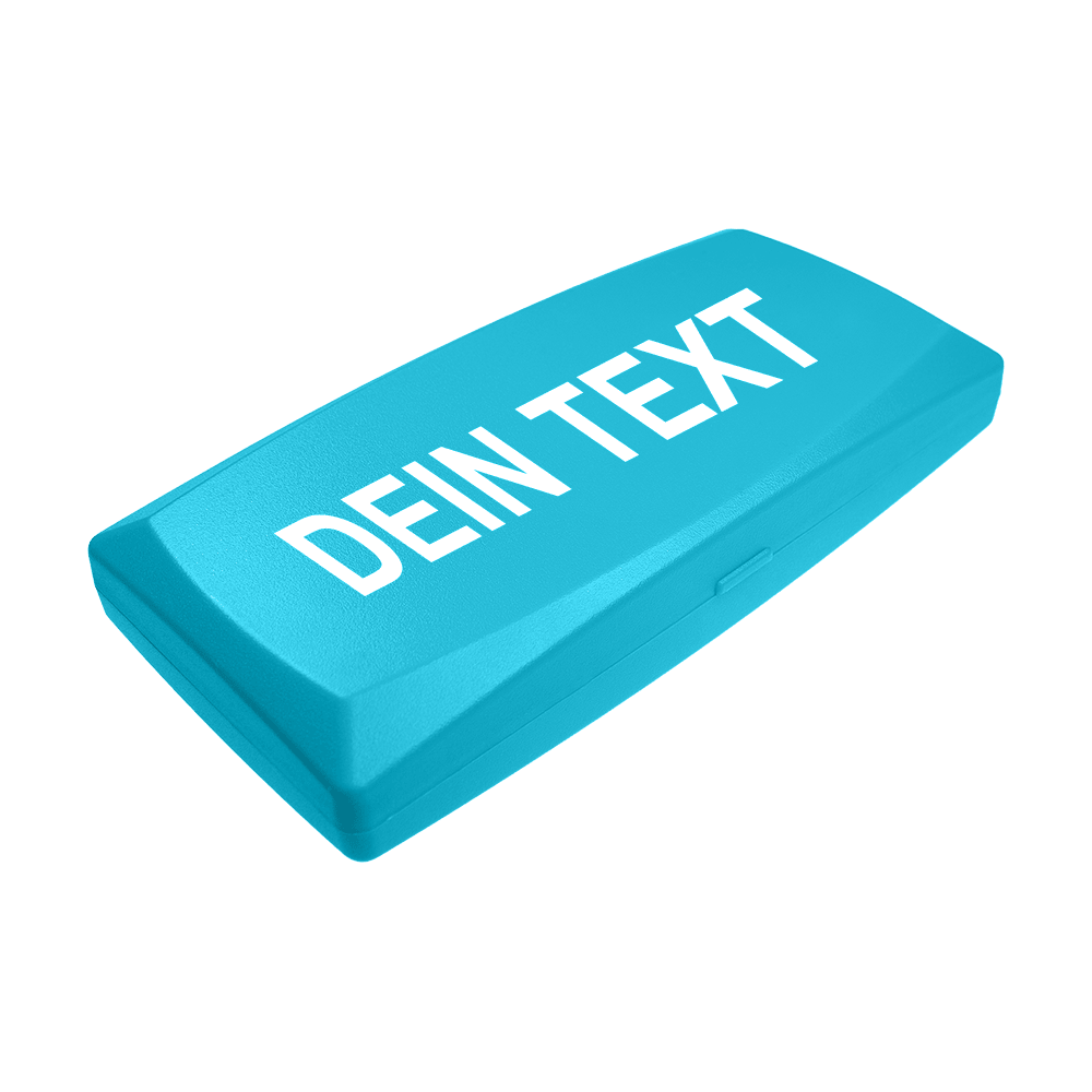 ABS box with custom print Die Abbildung zeigt eine himmelblaue Kunststoffbox mit abgerundeten Kanten. Auf dem Deckel steht in weißen Großbuchstaben der Text "DEIN TEXT".