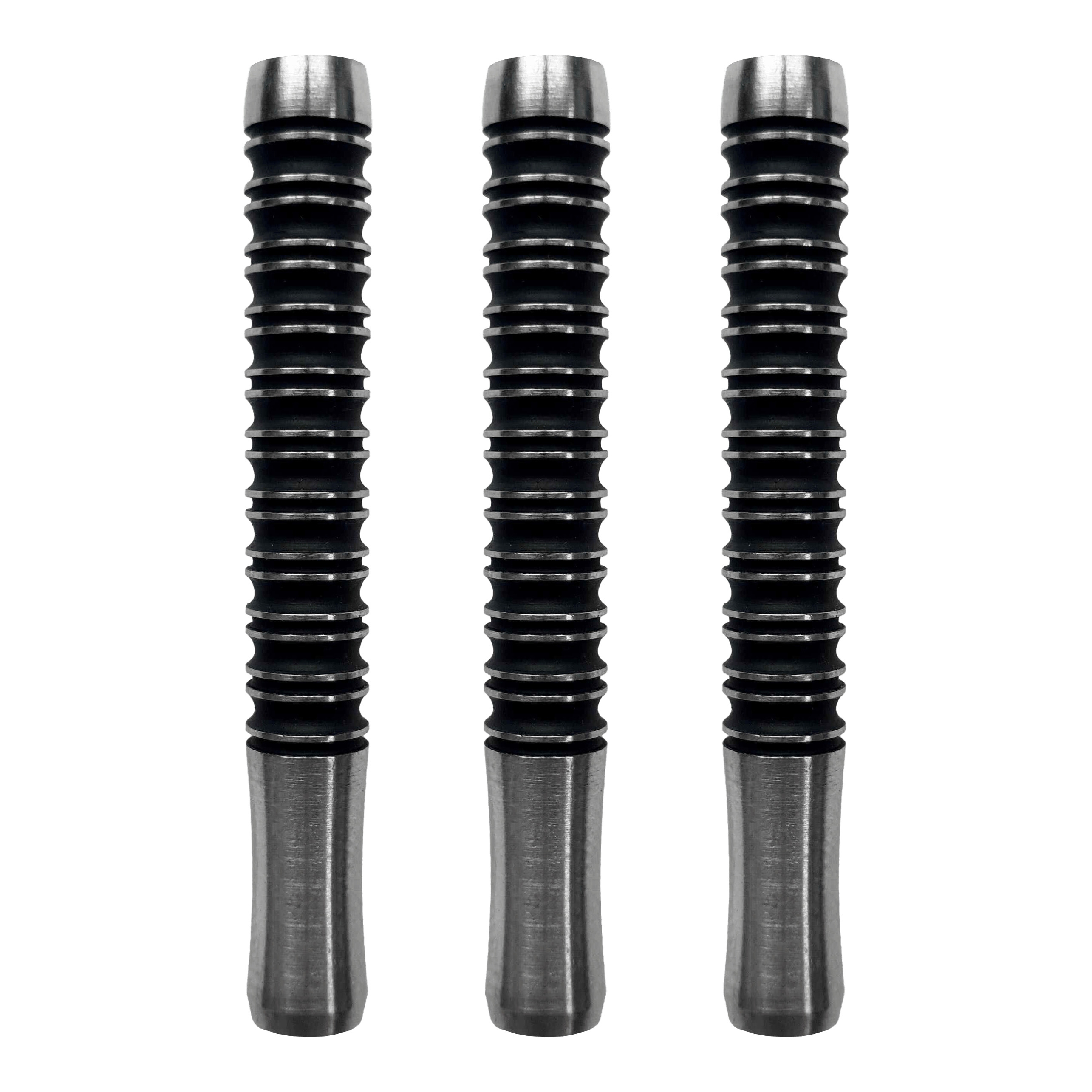 McDart Super Grip 3 soft dart barrels - 18g Das Bild zeigt drei McDart Super Grip 3 Softdart-Barrels mit einem Gewicht von 18g. Die Dart-Barrels sind schwarz mit silbernen Enden und haben ein gerilltes Design für besseren Halt.