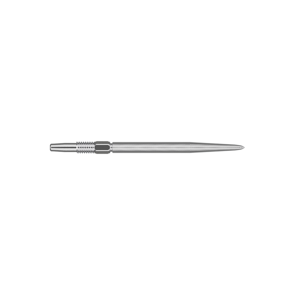 Target Swiss Point Nano Dart Tips - Silver Das Bild zeigt eine silberne Dartspitze in schlanker, länglicher Form. Die Oberfläche ist fein geriffelt und sieht präzise verarbeitet aus.