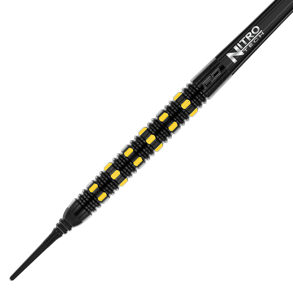 RD2386_Red_Dragon_Nirvana_Softdarts_2 Das Bild zeigt einen Red Dragon Nirvana Softdart mit einem Gewicht von 20g. Der Dart ist schwarz mit gelben Akzenten und hat eine griffige Struktur.