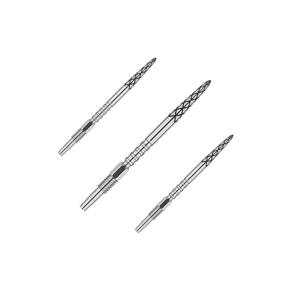 Target Swiss DS Surge Point Dart Tips - Silver Das Bild zeigt drei silberne Dartspitzen mit feinen Gravuren. Sie sind in einer diagonalen Linie angeordnet und haben ein modernes Design.