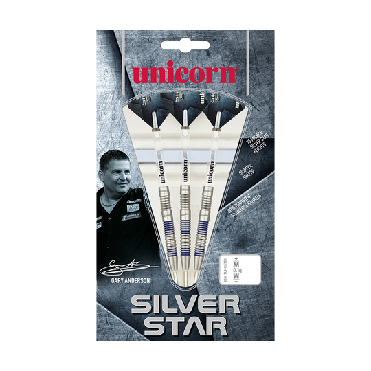 Auf dem Bild ist eine Verpackung mit drei Steel-Darts der Marke "Unicorn Silver Star" zu sehen. Die Verpackung zeigt außerdem ein Foto von Gary Anderson und enthält Details zu den Dartpfeilen.