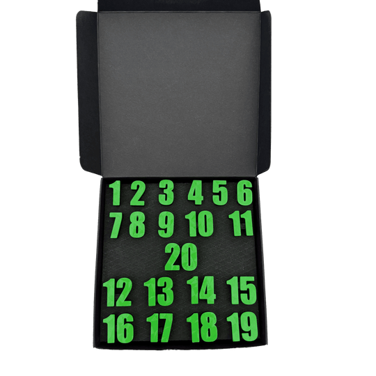 McDart Dartboard Number Rings / Number Ring Classic Eine klassische grüne Box wird präsentiert. Der Kasten ist einfach und hebt sich mit seiner Farbe hervor.