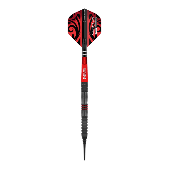 Das Bild zeigt einen Softdart der Marke Red Dragon, Modell "Jonny Clayton Hiraeth" mit einem Gewicht von 20 Gramm. Der Dart ist überwiegend in den Farben Rot und Schwarz gestaltet und hat ein auffälliges Muster auf dem Flight.
