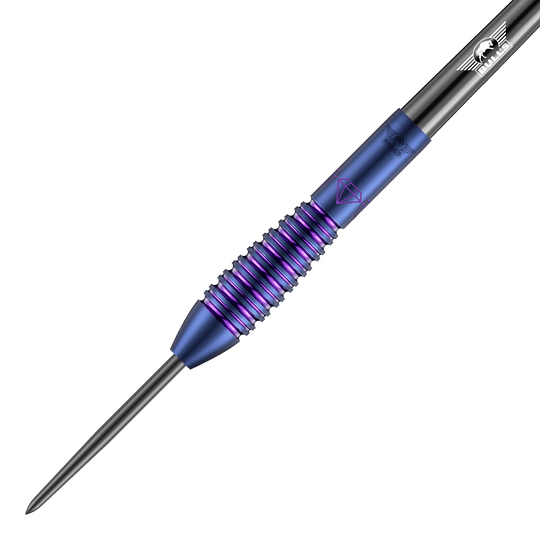 Abgebildet sind die Bulls NL Christel Timmermans Satellite 90 Steeldarts 25g. Die Steeldarts zeichnen sich durch hohe Qualität aus.