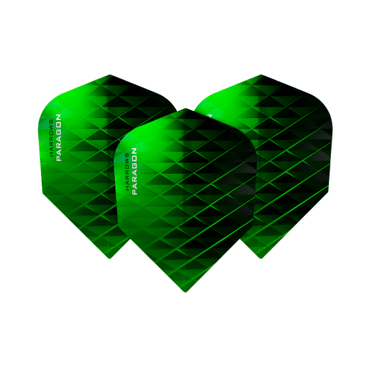 Auf dem Bild sind drei grüne Dart-Flights mit dem Namen „Harrows Paragon“ zu sehen. Die Flights haben ein modernes, geometrisches Muster und die Standardform No2.