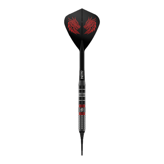 Red Dragon Jonny Clayton RD-ULTRA soft darts - 18g Dieses Bild zeigt einen einzelnen Red Dragon Jonny Clayton RD-ULTRA Softdart mit 18g. Zu sehen sind silberne, schwarze und rote Elemente sowie ein auffälliger Flight.