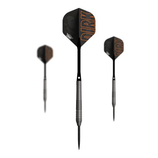 Bulls NL Dirk Van Duijvenbode 80 steel darts Das Bild zeigt drei Steeldarts des Modells "Bulls NL Dirk Van Duijvenbode 80". Die Darts haben schwarze Flights mit dem Schriftzug "DIRK" in orange und silberne, gerillte Griffe.