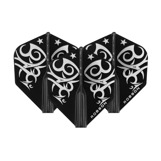 Robson Plus Tribe Standard Flights Das Bild zeigt drei schwarze Dart-Flights mit einem silbernen Tribal-Muster. Auf den Flights steht das Wort "ROBSON".