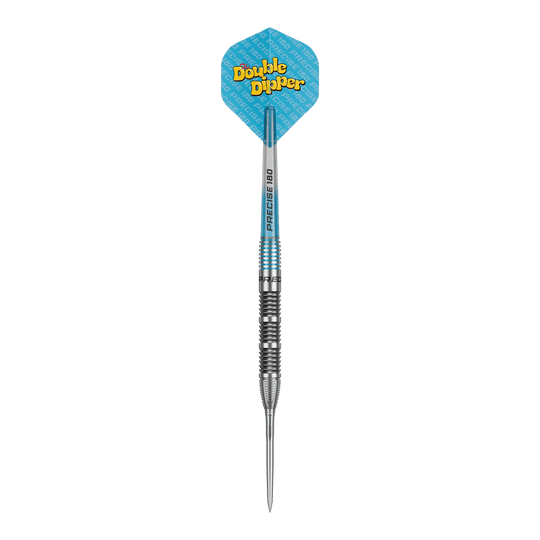 Dies ist ein Bild der Precise 180 Bela Schugmann Double Dipper V1 Steeldarts. Die Steeldarts sind für präzises Dartspiel gestaltet.