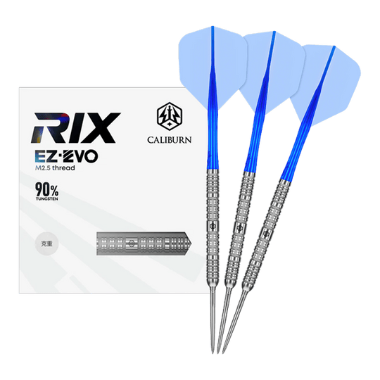 Das Bild zeigt das vollständige Set der Caliburn Rix EZ-EVO R1 Steeldarts. Es handelt sich um professionelle Steeldarts für ambitionierte Spieler.
