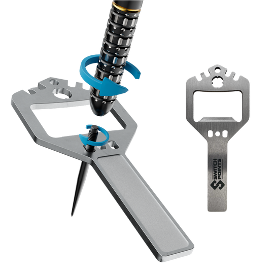 Abgebildet ist ein einzelner Red Dragon Ascend Parallel Switch Point Steeldart. Der Dart zeigt das charakteristische parallele Barrel und die Wechselspitze.