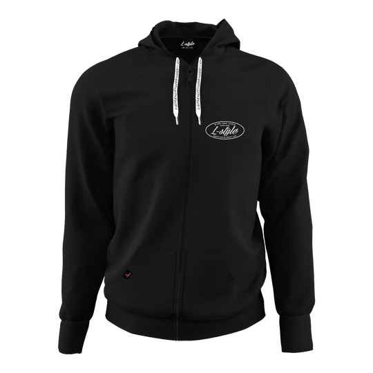 L-Style Hoodie - Black Das Bild zeigt einen schwarzen Hoodie mit Reißverschluss und Kapuze. Auf der Brust befindet sich ein weißes "L-Style"-Logo.