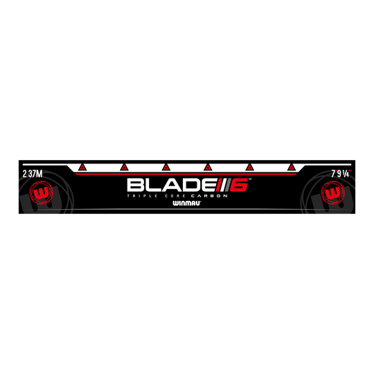 Winmau Blade 6 throwing line Das Bild zeigt die Abwurflinie "Winmau Blade 6". Auf der Linie sind die Maße 2,37 m und 7'9¼" zu sehen.