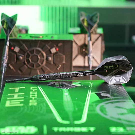 Target Star Wars Tie Fighter Swiss Point Steel Darts Target Star Wars Tie Fighter Swiss Point Steeldarts wird abgebildet. Das Produkt ist eine spezielle Steeldart-Edition mit Star Wars Design.