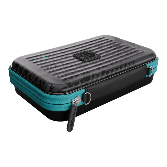 Takoma XL Ghost Series Rob Cross dart case Hier ist das Takoma XL Ghost Series Rob Cross Dartcase abgebildet. Die robuste Darttasche bietet viel Platz für Darts und Zubehör.