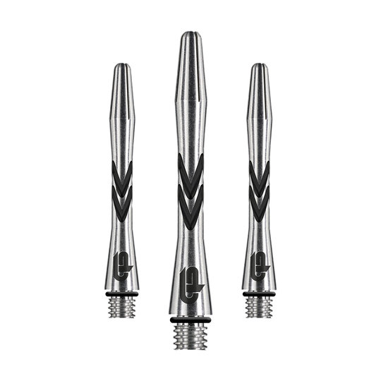 Das Bild zeigt drei silberne Dartschäfte mit schwarzen V-förmigen Rillen. Es handelt sich um die "Red Dragon Gerwyn Price V-Groove Black Aluminium Shafts - 36 mm".