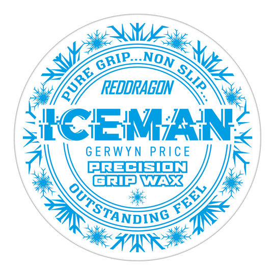 Das Bild zeigt eine runde Dose des Produkts "Red Dragon Gerwyn Price Iceman Precision Grip Wax". Auf der Dose steht in blauer Schrift, dass das Wachs für einen reinen und rutschfesten Griff sowie ein herausragendes Gefühl sorgt.