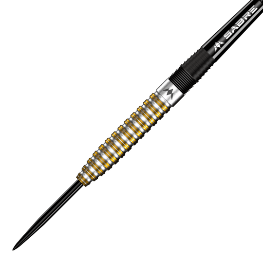 Das Bild zeigt einen Steeldart mit silbernen und goldenen Rillen auf dem Barrel. Es handelt sich um den "Mission Oskar Lukasiak Black Gold PVD Steeldart - 22g".