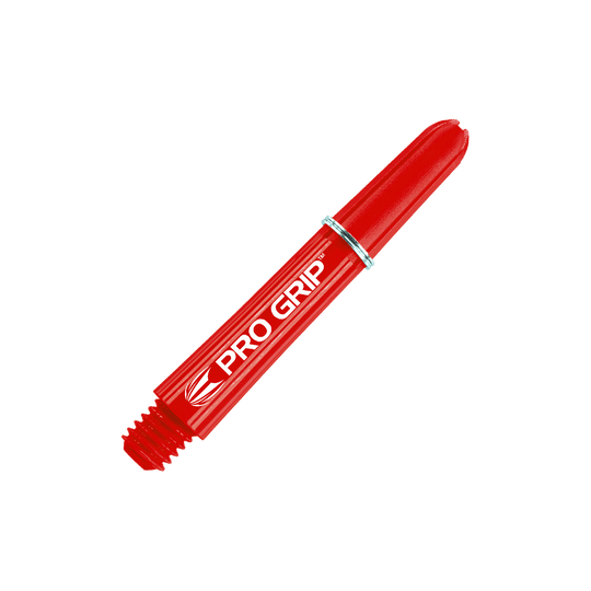 Target Pro Grip Shafts - 3 Sets - Red Das Bild zeigt einen roten Dartshaft mit der Aufschrift „PRO GRIP“. Der Schaft hat einen silbernen Ring in der Mitte.
