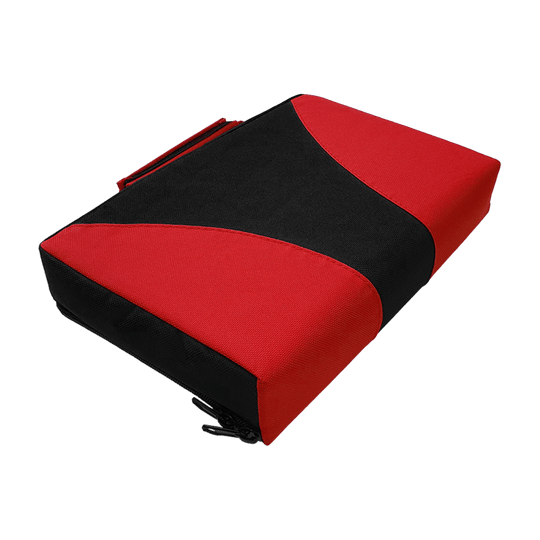 Die Abbildung zeigt die Master Pak Multi Darttasche in den Farben Rot und Schwarz. Die Tasche ist rechteckig und hat ein modernes, zweifarbiges Design.