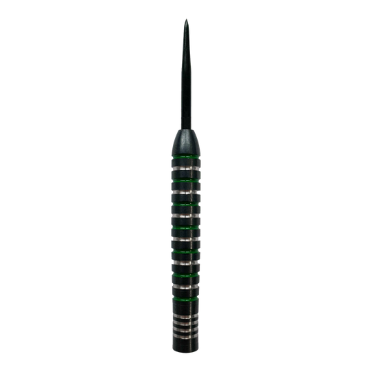 McDart Silver Green Steeldart Barrels Das Bild zeigt ein McDart Silver Green Steeldart Barrel. Der Dartpfeil hat silberne Ringe mit grünen Akzenten entlang des Griffbereichs.