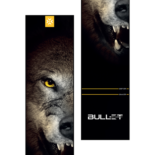 Hier sieht man die Bullet Fang Dartmatte. Sie dient als Schutzunterlage für den Dartbereich und hilft beim richtigen Stellen der Wurflinie.