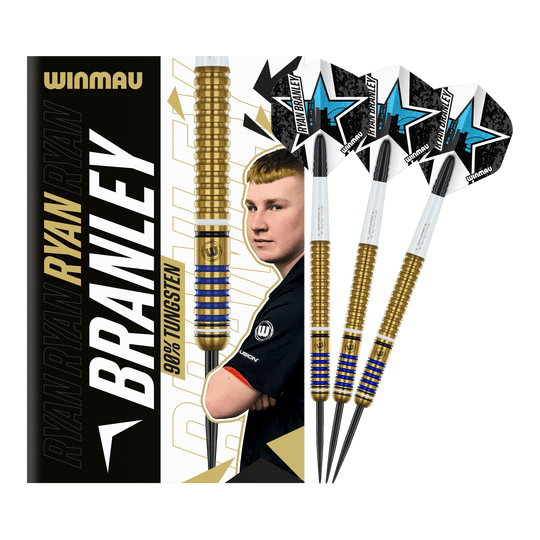 Das Bild zeigt die Winmau Ryan Branley Steeldarts mit einem Gewicht von 23 Gramm. Die Darts sind goldfarben mit blauen Ringen und werden zusammen mit einer Verpackung präsentiert, auf der ein Porträt von Ryan Branley abgebildet ist.