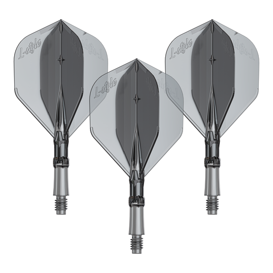 L-Style L-System Flights - Clear Black Das Bild zeigt ein Produkt mit dem Namen LS1062_LStyle_L-System_Flights_ClearBlack_Small_190_1Set. Es handelt sich um ein Dartzubehör.