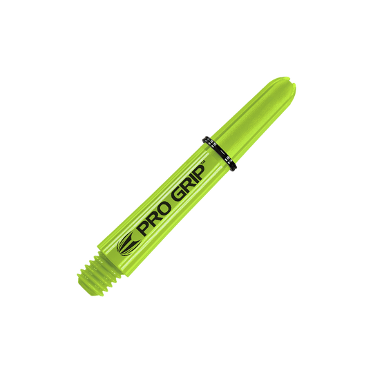 Target Pro Grip Shafts - 3 Sets - Lime Green Das Bild zeigt einen limegrünen Dartshaft mit der Aufschrift "PRO GRIP". Der Schaft hat ein Schraubgewinde an einem Ende und ist 34 mm lang.