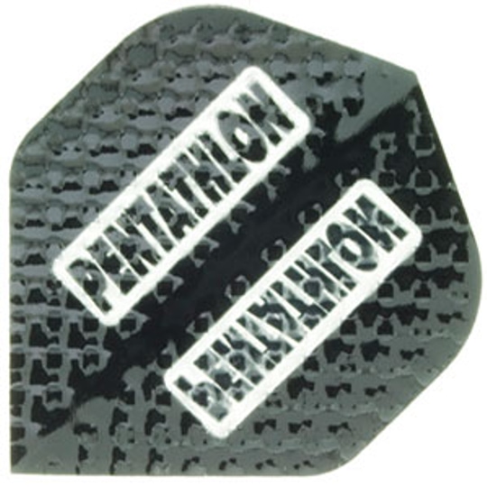 p1 Das Bild zeigt ein schwarzes Dart-Flight mit dem Aufdruck "PENTATHLON" in weißer Schrift. Das Produkt heißt "Pentathlon Flights P1".