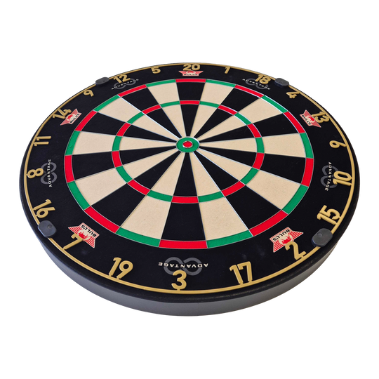 Bulls NL Advantage 8 steel dartboard Auf dem Bild ist das Bulls NL Advantage 8 Steeldartboard zu sehen. Es eignet sich ideal für ambitionierte Dartspieler.
