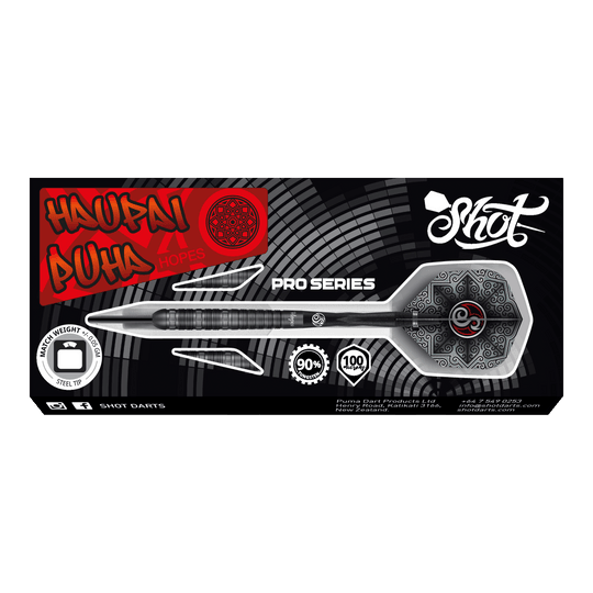 Das Bild zeigt die Verpackung der Shot Pro-Series Haupai Puha 2 Steeldarts mit 24g Gewicht. Die Verpackung ist schwarz mit auffälligen roten und weißen Designelementen sowie einem großen Bild eines Steeldarts.