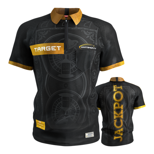 Target Adrian Lewis dart shirt 2026 Das Target Adrian Lewis Dartshirt 2026 ist auf diesem Bild sichtbar. Es ist ideal für Darts-Fans und Spieler geeignet.