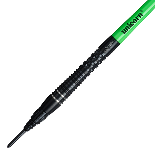 Auf dem Bild sind die Unicorn Wraith Gary Anderson Phase 6 Softdarts - 20g abgebildet. Das Produkt wird aus einer anderen Perspektive gezeigt.