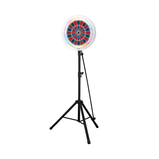 Das Bild zeigt das GranBoard 132 Elektronisches Dartboard mit Hybrid Pro Dartboardständer. Es ist ein Bundle bestehend aus einem elektronischen Dartboard und einem stabilen Ständer.