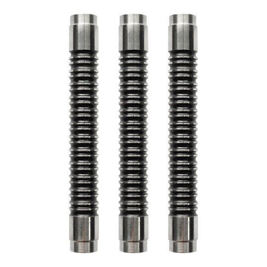 McDart Super Grip 4 90% soft dart barrels Das Bild zeigt drei McDart Super Grip 4 90% Softdart-Barrels. Die Barrels sind silbern und haben eine stark geriffelte Oberfläche für besseren Halt.