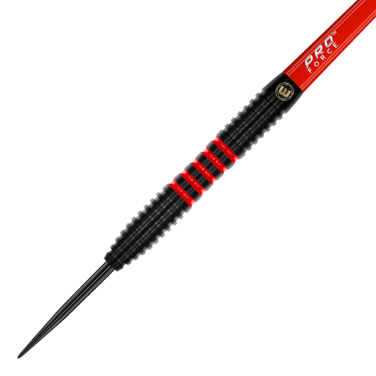 Winmau Joe Cullen 85 Pro-Series steel darts Auf dem Bild ist ein Winmau Joe Cullen 85 Pro-Series Steeldart zu sehen. Der Dartpfeil hat ein schwarzes Design mit roten Akzenten und einer feinen Griffstruktur.
