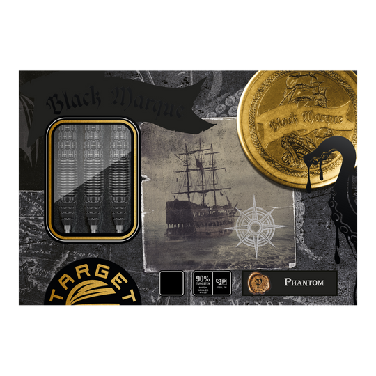Target Japan Black Marque Phantom Swiss Point Steel Darts Die Abbildung zeigt die Verpackung der "Target Japan Black Marque Phantom Swiss Point Steeldarts". Auf der Verpackung sind drei Darts, ein altes Segelschiff und ein goldener Münzmotiv zu sehen.