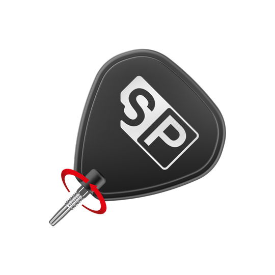 Target Swiss Point Nano Dart Tips - Silver Das Bild zeigt eine schwarze Dartflightscheibe mit den weißen Buchstaben "SP" darauf. Unten ist eine silberne Dartspitze zu sehen, um die ein roter Pfeil eine Drehbewegung anzeigt.