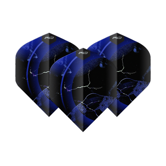 Zu sehen sind Red Dragon Hardcore Premium Amp Premium No2 Standard Flights. Sie bieten Stabilität und Kontrolle beim Dartspiel.