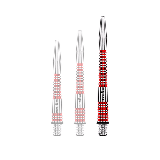 Winmau Triad RX Aluminium Shafts - Rot Das Bild zeigt drei unterschiedlich lange, rot-silberne Aluminium-Dartschäfte. Sie sind mit gerillten Strukturen für besseren Halt versehen.